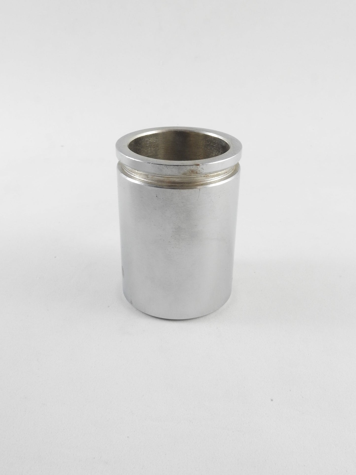 PISTON MORDAZA NISSAN TK 55 (TRAS)