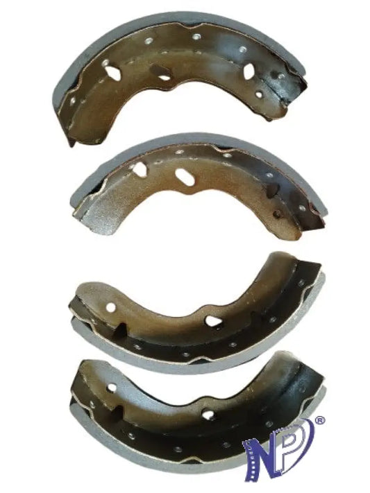 ZAPATAS CERAMICAS FRENO CHEVROLET NPR 93..06 GRUESA 4’’ REMACHADA/NKR 99..01,24/NPS 93..03/GMC W4/MAZDA TITAN 04/NISSAN