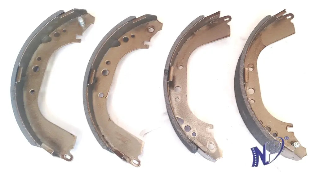 ZAPATAS TOYOTA LAND CRUSIER 4.5 /BURBUJA 81..98/ - MACHO 4.5 81..95/ NISSAN PATROL 88..95 - ZAPATA FRENO